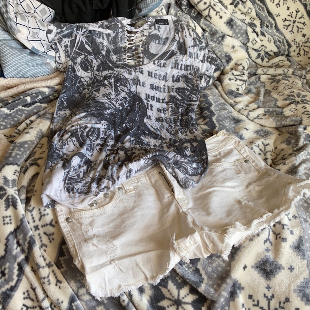 Small/Medium top with size 7 shorts